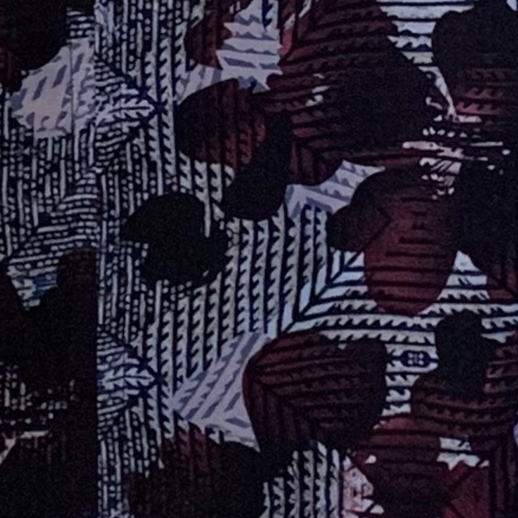 CAbi Weaver Blouse - Picture 6 of 7